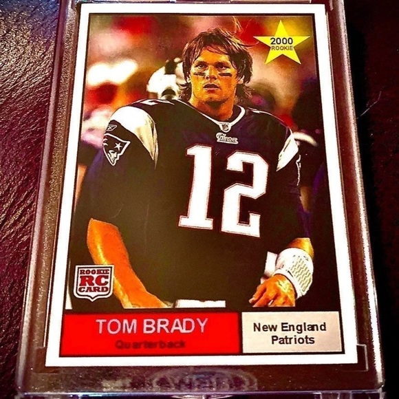 Tom Brady Rookie Card - Picture 2 of 3
